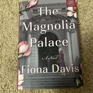 The Magnolia Palace - Hardcover Book